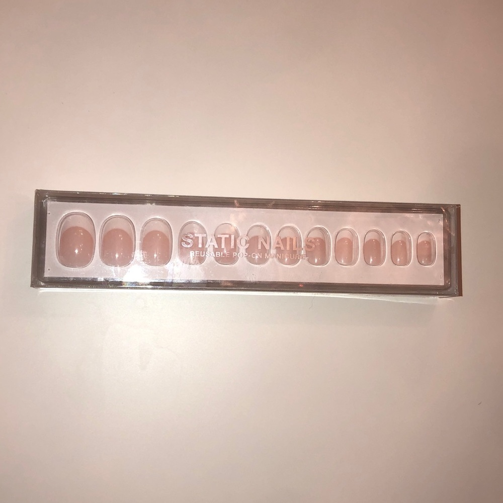 Static Nails brand - easy pop off press on nails